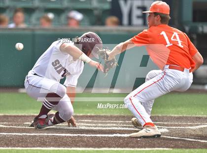 Thumbnail 2 in Sinton vs. Celina (UIL 4A Baseball Semifinal) photogallery.