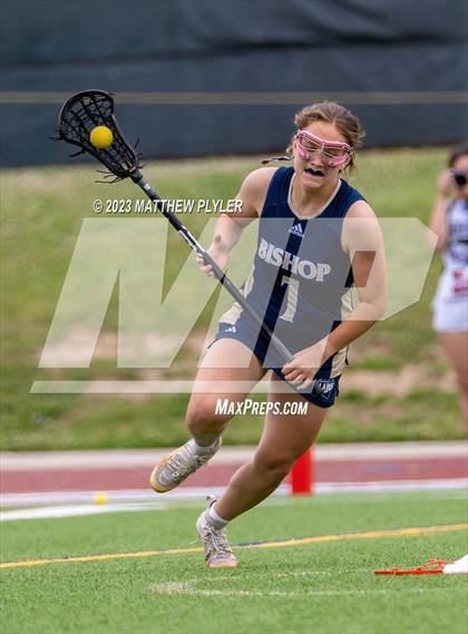 Thumbnail 1 in Bishop McGuinness vs. Croatan (NCHSAA 1A/2A/3A Final) photogallery.