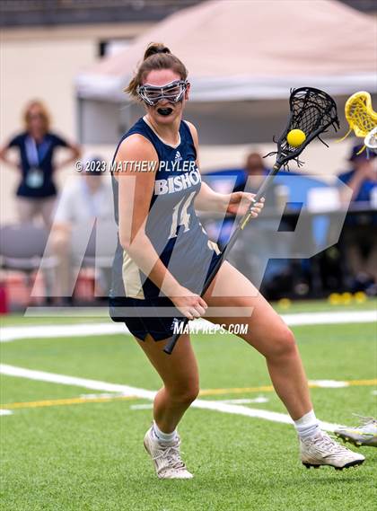 Thumbnail 1 in Bishop McGuinness vs. Croatan (NCHSAA 1A/2A/3A Final) photogallery.