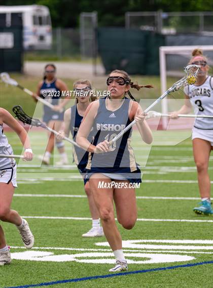 Thumbnail 1 in Bishop McGuinness vs. Croatan (NCHSAA 1A/2A/3A Final) photogallery.