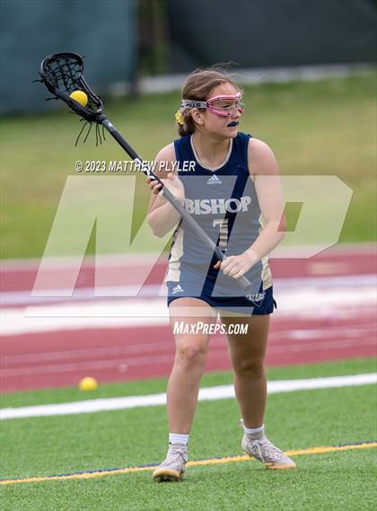 Thumbnail 1 in Bishop McGuinness vs. Croatan (NCHSAA 1A/2A/3A Final) photogallery.