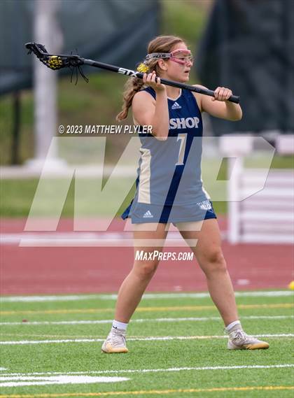 Thumbnail 2 in Bishop McGuinness vs. Croatan (NCHSAA 1A/2A/3A Final) photogallery.