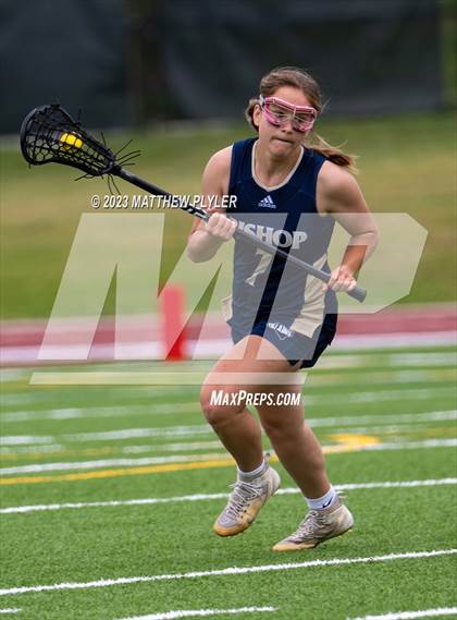 Thumbnail 1 in Bishop McGuinness vs. Croatan (NCHSAA 1A/2A/3A Final) photogallery.
