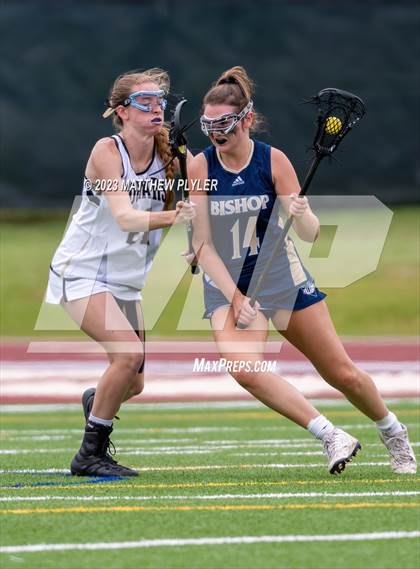 Thumbnail 3 in Bishop McGuinness vs. Croatan (NCHSAA 1A/2A/3A Final) photogallery.