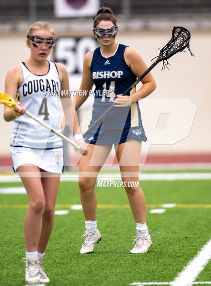 Thumbnail 1 in Bishop McGuinness vs. Croatan (NCHSAA 1A/2A/3A Final) photogallery.