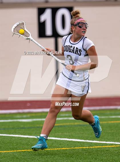 Thumbnail 2 in Bishop McGuinness vs. Croatan (NCHSAA 1A/2A/3A Final) photogallery.