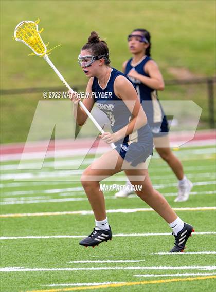 Thumbnail 3 in Bishop McGuinness vs. Croatan (NCHSAA 1A/2A/3A Final) photogallery.