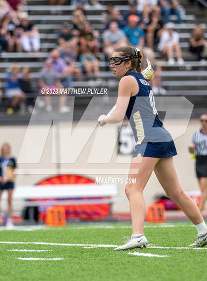 Thumbnail 1 in Bishop McGuinness vs. Croatan (NCHSAA 1A/2A/3A Final) photogallery.