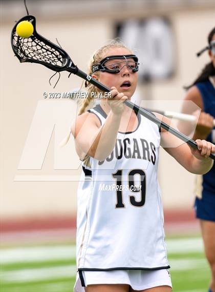 Thumbnail 1 in Bishop McGuinness vs. Croatan (NCHSAA 1A/2A/3A Final) photogallery.
