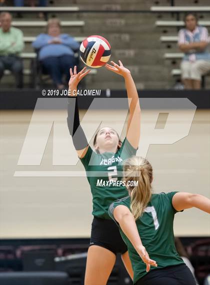 Thumbnail 3 in New Braunfels @ Reagan [Ronald] photogallery.