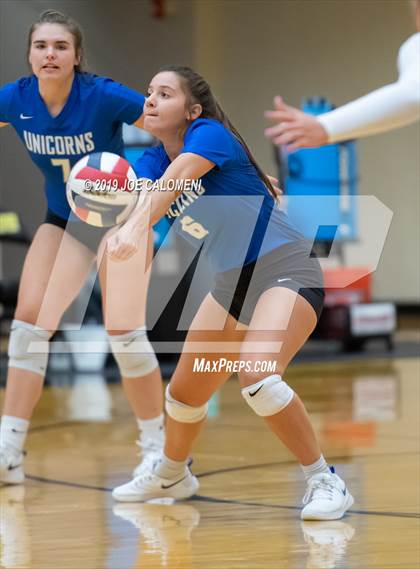 Thumbnail 1 in New Braunfels @ Reagan [Ronald] photogallery.