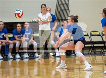 Thumbnail 1 in New Braunfels @ Reagan [Ronald] photogallery.