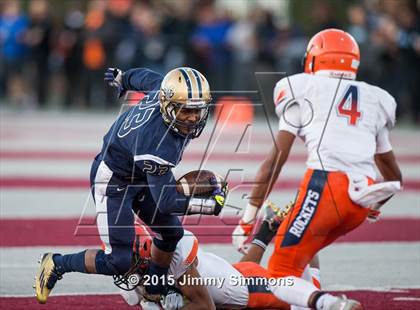 Thumbnail 3 in Althoff Catholic vs. Rochester (IHSA 4A Quarterfinal) photogallery.