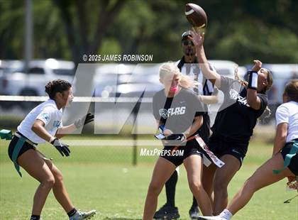 Thumbnail 2 in Tocoi Creek vs Spruce Creek (Nike Summer Tournament) photogallery.