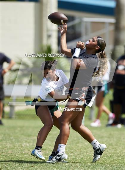 Thumbnail 1 in Tocoi Creek vs Spruce Creek (Nike Summer Tournament) photogallery.