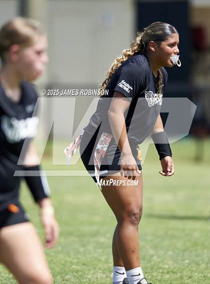 Thumbnail 2 in Tocoi Creek vs Spruce Creek (Nike Summer Tournament) photogallery.