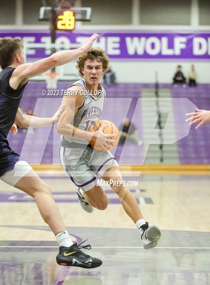 Thumbnail 1 in Syracuse vs. Riverton (Riverton Holiday Tournament) photogallery.