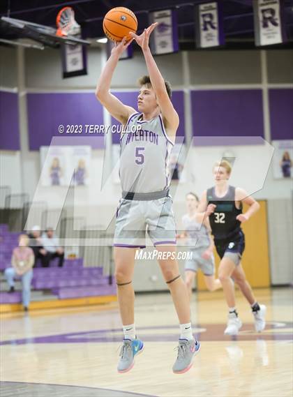 Thumbnail 1 in Syracuse vs. Riverton (Riverton Holiday Tournament) photogallery.
