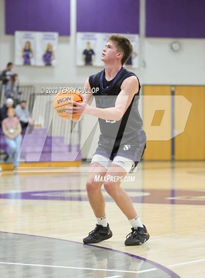 Thumbnail 3 in Syracuse vs. Riverton (Riverton Holiday Tournament) photogallery.