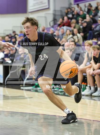 Thumbnail 2 in Syracuse vs. Riverton (Riverton Holiday Tournament) photogallery.
