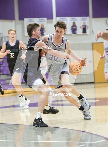 Thumbnail 1 in Syracuse vs. Riverton (Riverton Holiday Tournament) photogallery.