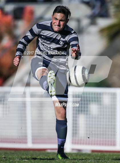 Thumbnail 3 in Brentwood School vs Sierra Canyon photogallery.