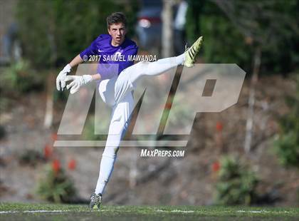 Thumbnail 3 in Brentwood School vs Sierra Canyon photogallery.