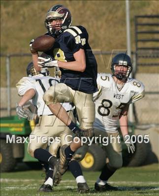 Thumbnail 2 in West vs Nevada Union (D1 Section Final) #2 photogallery.