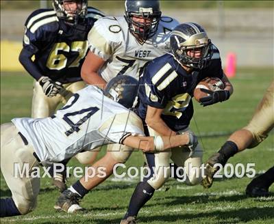 Thumbnail 1 in West vs Nevada Union (D1 Section Final) #2 photogallery.