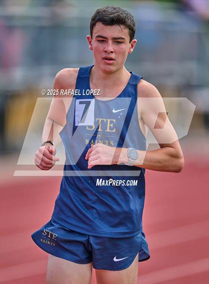 Thumbnail 3 in Northland Christian Relays (800M) photogallery.