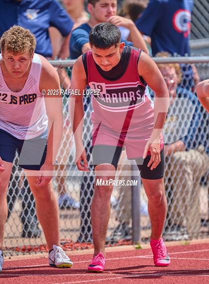 Thumbnail 1 in Northland Christian Relays (800M) photogallery.
