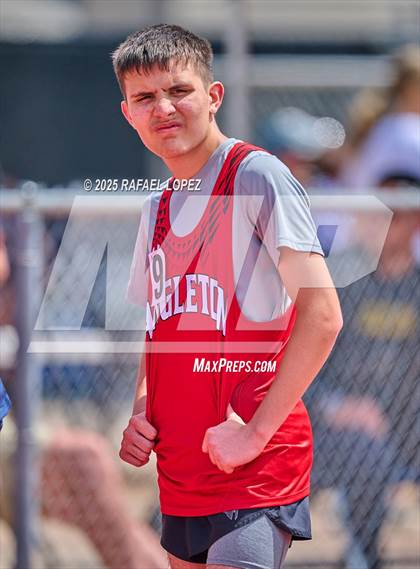 Thumbnail 3 in Northland Christian Relays (800M) photogallery.