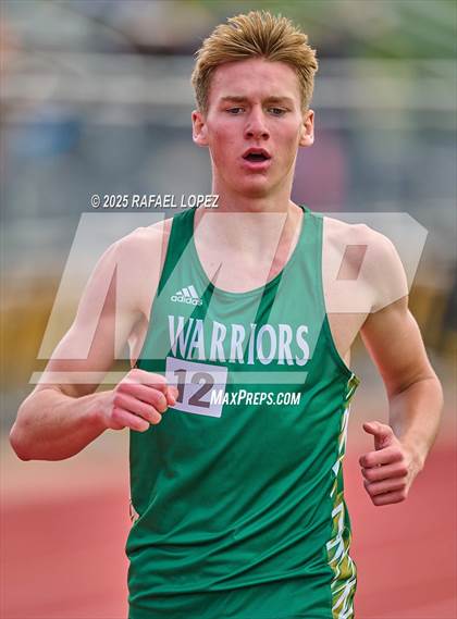 Thumbnail 2 in Northland Christian Relays (800M) photogallery.