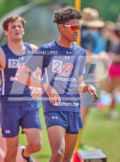 Thumbnail 2 in Northland Christian Relays (800M) photogallery.
