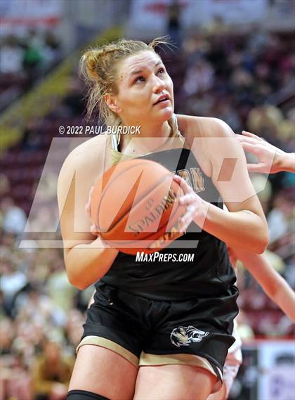 Thumbnail 3 in Neshannock @ Southern Columbia Area (PIAA 2A Championship) photogallery.