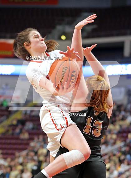 Thumbnail 2 in Neshannock @ Southern Columbia Area (PIAA 2A Championship) photogallery.