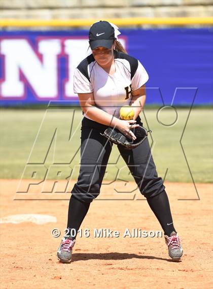 Thumbnail 3 in Hixson vs East Ridge photogallery.