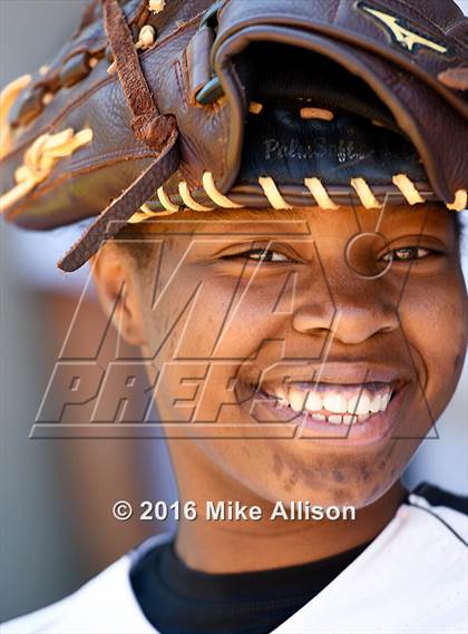 Thumbnail 2 in Hixson vs East Ridge photogallery.