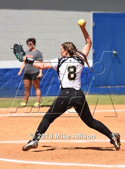 Thumbnail 3 in Hixson vs East Ridge photogallery.