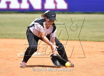 Thumbnail 2 in Hixson vs East Ridge photogallery.