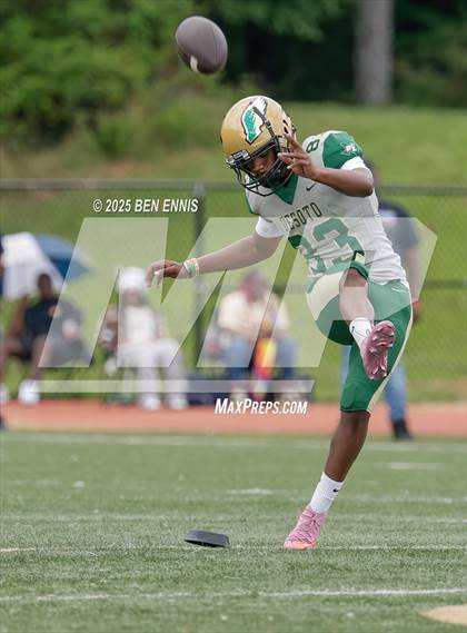 Thumbnail 2 in DeSoto @ Creekside photogallery.
