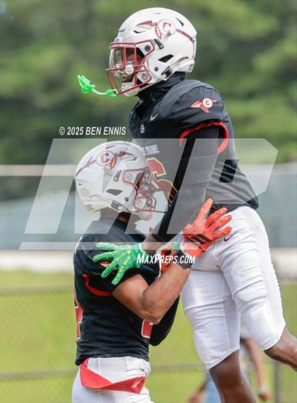 Thumbnail 1 in DeSoto @ Creekside photogallery.