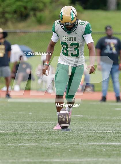 Thumbnail 1 in DeSoto @ Creekside photogallery.