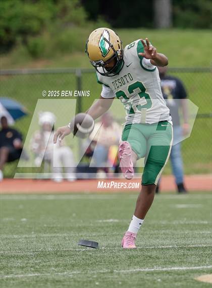 Thumbnail 3 in DeSoto @ Creekside photogallery.