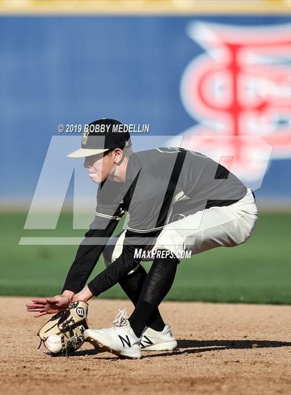 Thumbnail 1 in Liberty vs. Minarets (CIF D5 Final) photogallery.