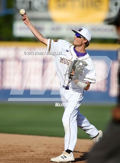 Thumbnail 3 in Liberty vs. Minarets (CIF D5 Final) photogallery.
