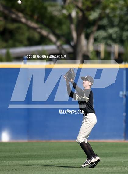 Thumbnail 1 in Liberty vs. Minarets (CIF D5 Final) photogallery.