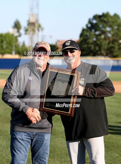 Thumbnail 1 in Liberty vs. Minarets (CIF D5 Final) photogallery.