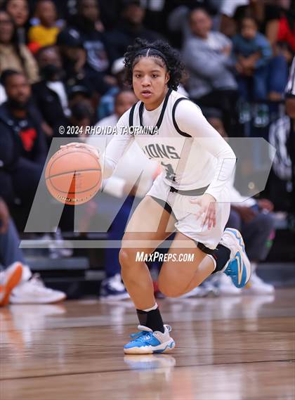 Thumbnail 3 in Randle vs. Foster (UIL 5A Region 3 Quarterfinal) photogallery.