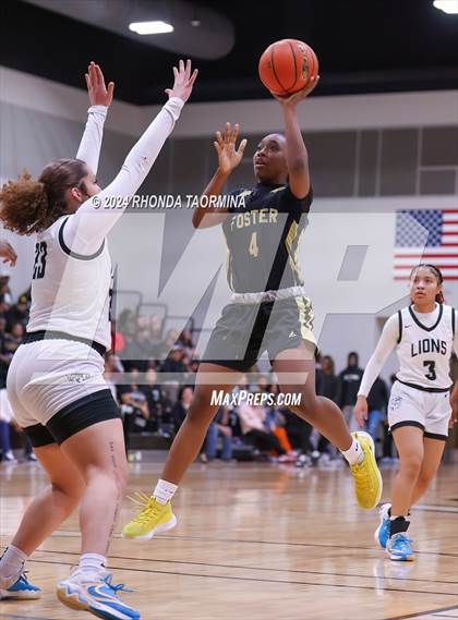 Thumbnail 3 in Randle vs. Foster (UIL 5A Region 3 Quarterfinal) photogallery.